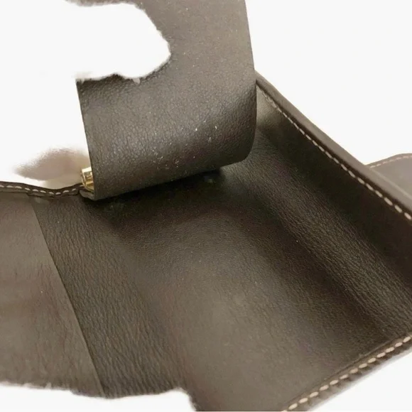 GUCCI GG Vintage Heart 6‑Ring Key Case | Beige GG Canvas Leather - Picture 10 of 12